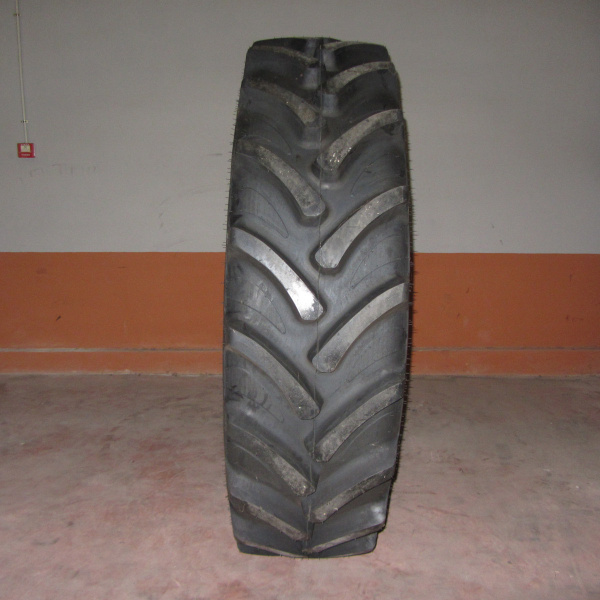 Neumáticos-Agrícolas-Poveda 520/85 R42